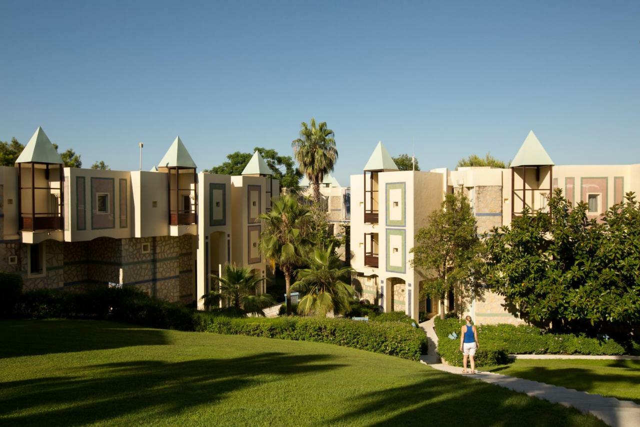 Hotel Robinson Pamfilya Side Exterior foto